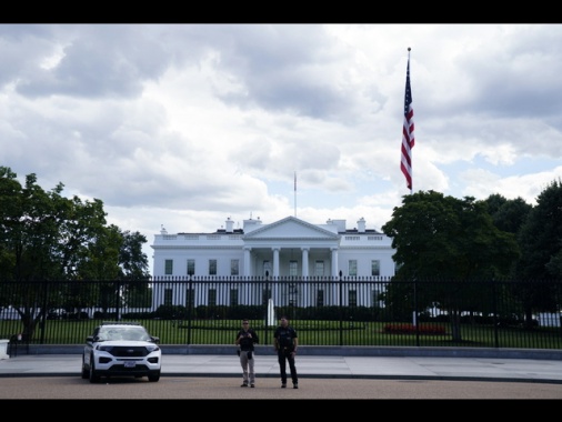 Il Pentagono schiera altri 500 militari a Washington