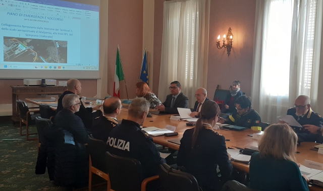 La riunione a Villa Recalcati dove sono stati definiti gli ultimi passaggi prima del via libera alla circolazione dei treni