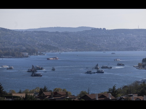 Turchia, petroliera colpita da drone nel Mar Nero