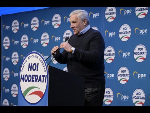 Tajani, massima fiducia a Giorgetti, sempre corretto