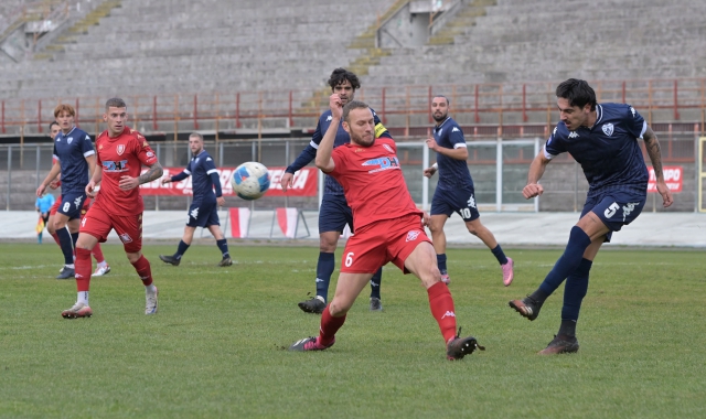 Il Varese bloccato in casa dal Celle Varazze  (foto Stefano Benvegnù)