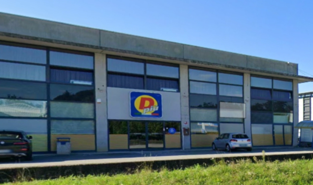 Il supermercato dove è avvenuta la rapina impropria