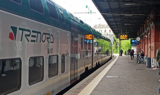 Treni, guasti e cancellazioni: mattinata di disagi