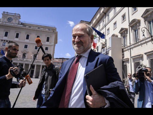 Nuovi vertici per Arera, Dell'Acqua presidente