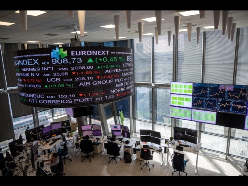 Borsa: Europa fiacca, future Usa contrastati, Milano -0,25%