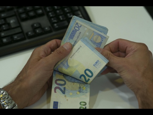 Bankitalia, nuova lieve crescita per i tassi sui mutui, salgono al 3,73%