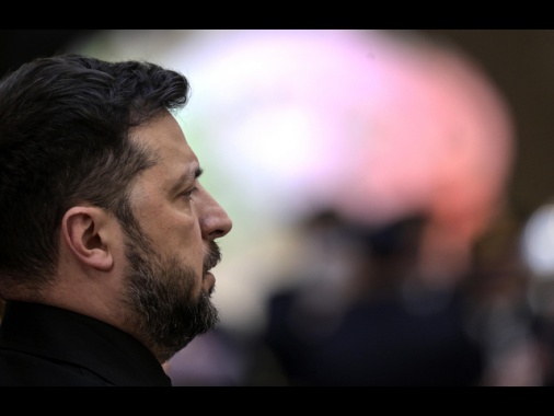 Zelensky, 'per tenere le elezioni ora deve esserci un cessate il fuoco'