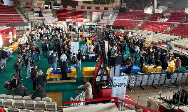 Studenti e futuro: in 1.500 al Salone dell’Orientamento