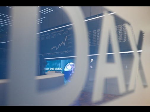 Borsa: l'Europa riduce il rialzo con Wall Street in calo