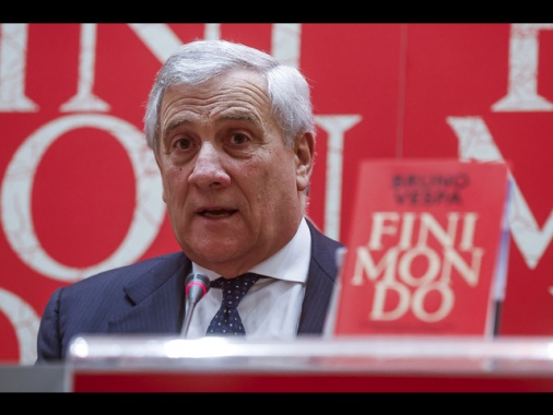 Tajani, per Torino un candidato sindaco 