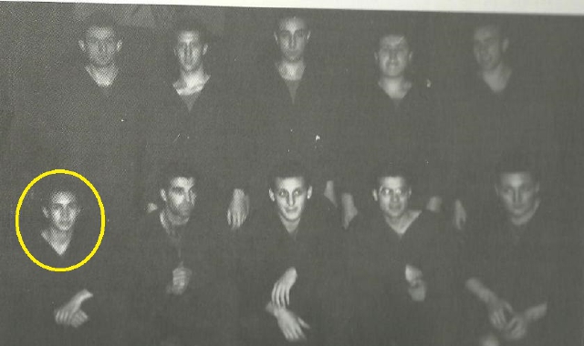 La formazione della Pallacanestro Varese 1950/51. Nel tondo, Virginio Zucchi