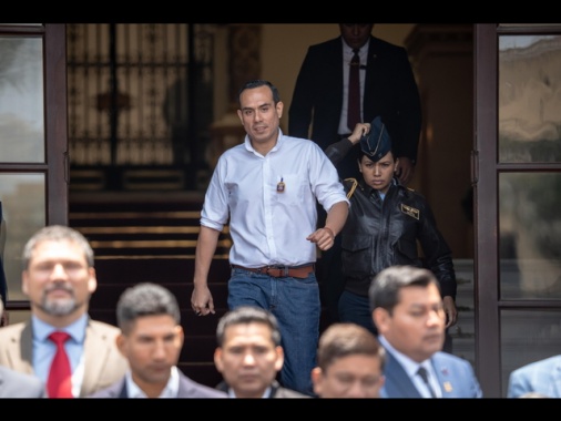 Maxi operazione di polizia a Lima guidata dal presidente Jerí