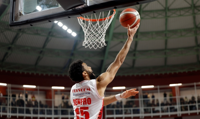 Una fase della gara di Varese a Trapani  (Foto G. Pappalardo / Ciamillo-Castoria)